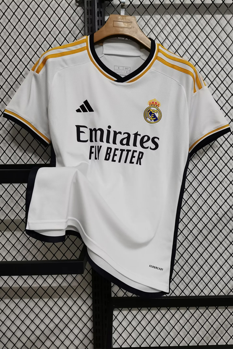 23-24 season home Real Madrid jersey No. 5 Bellingham No. 8 Kroos