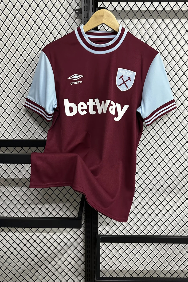 24-25 West Ham United home jersey number 10 Paqueta fans