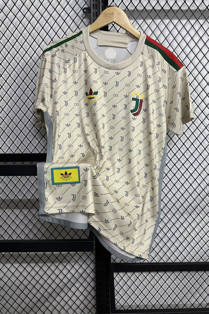 24-25 Juventus Gucci co-branded jersey